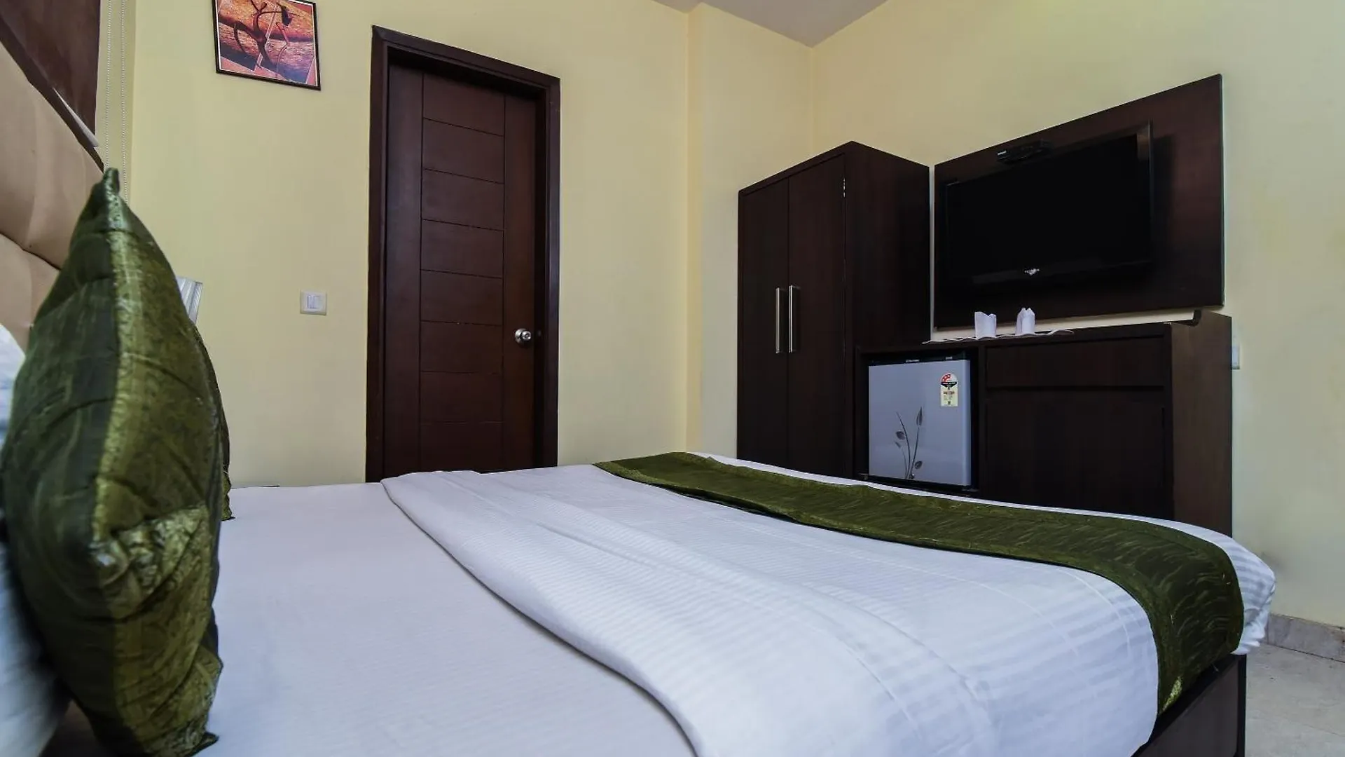 Hotel O The Olive Inn Delhi  4*, Delhi (National Capital Territory of India) India
