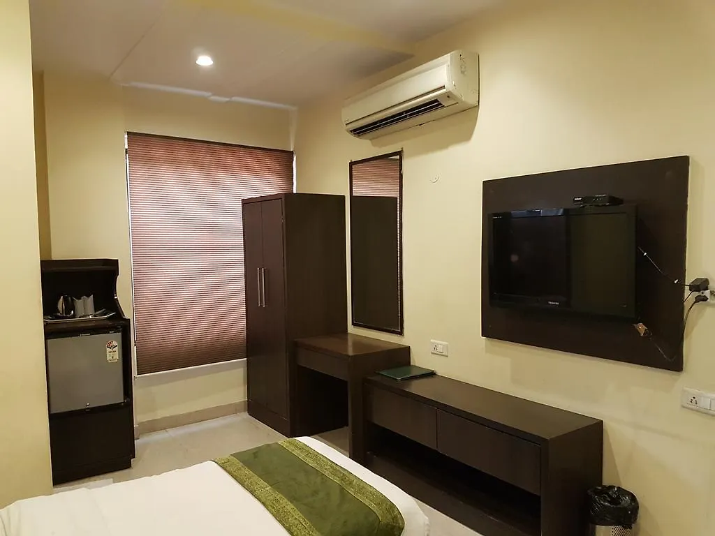 Hotel O The Olive Inn Delhi