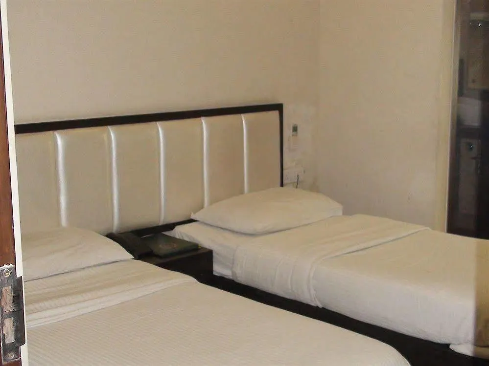 Hotel O The Olive Inn Delhi