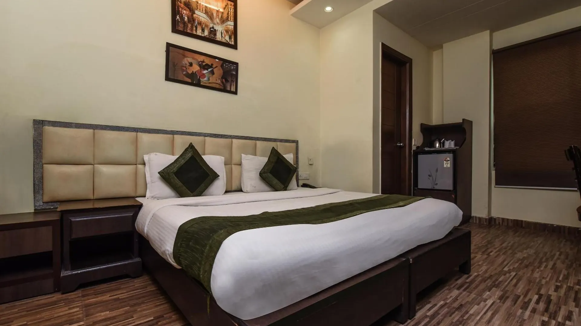 ****  Hotel O The Olive Inn Delhi  India