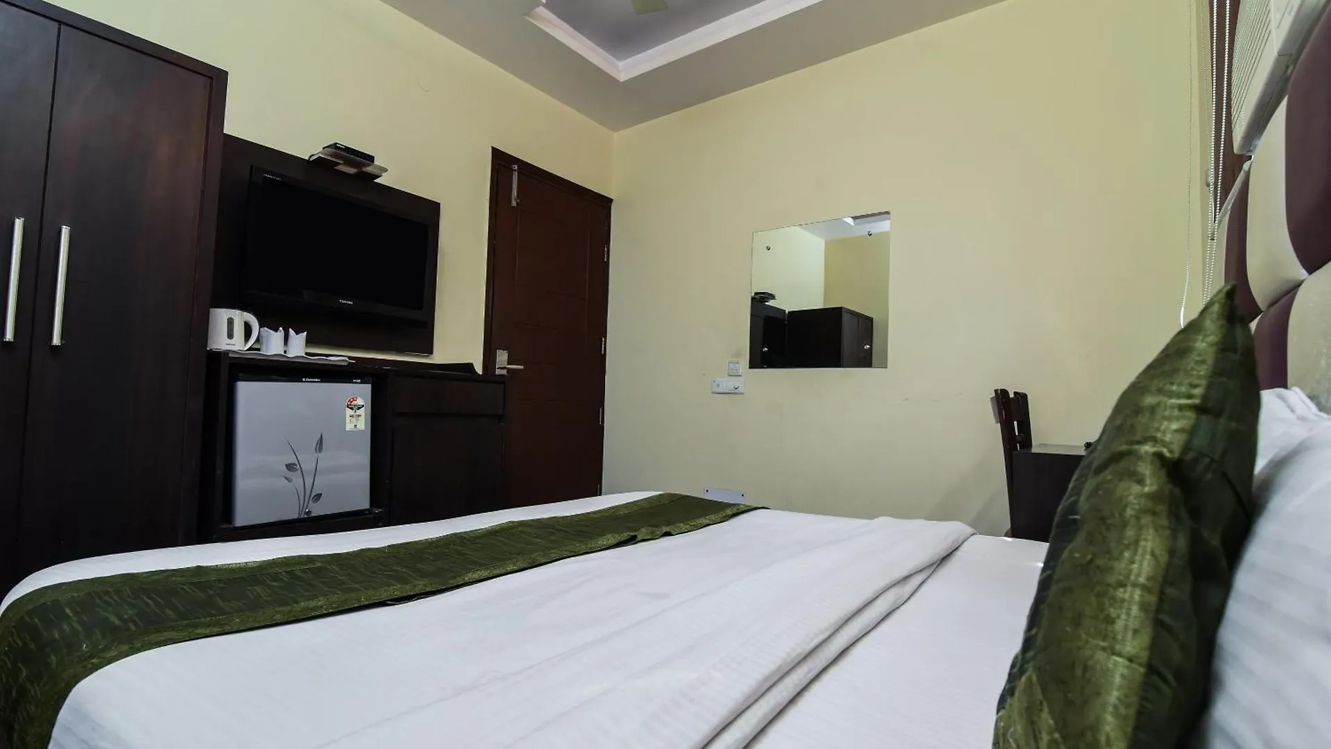 Hotel O The Olive Inn Delhi